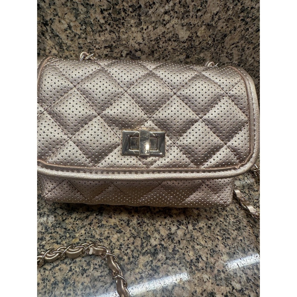 Steve Madden Crossbody Purse Womens Small Metallic Rose Gold Quilted Chain Strap